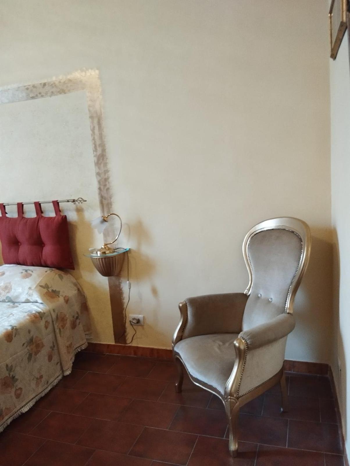 The Family House Hotell Livorno Exteriör bild