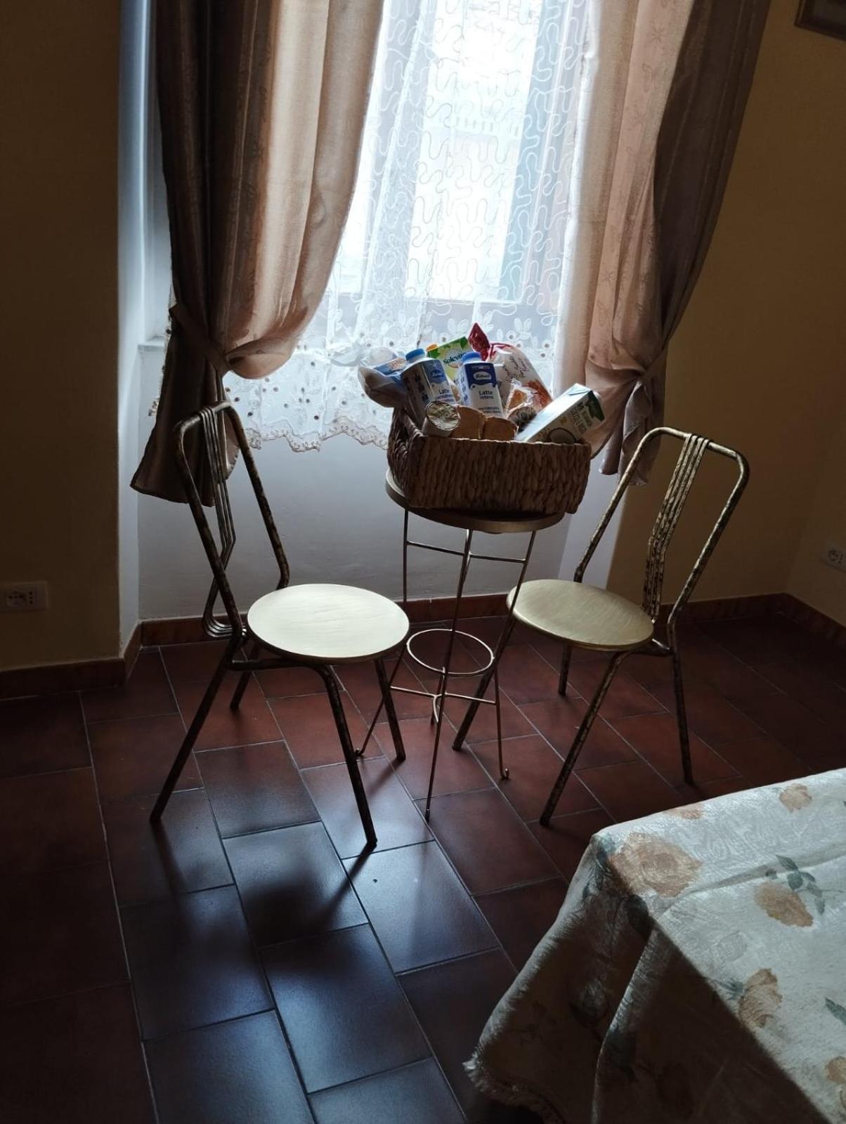 The Family House Hotell Livorno Exteriör bild